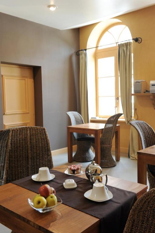Bed and Breakfast Logis De Nantas à Saint-Jean-Bonnefonds Extérieur photo